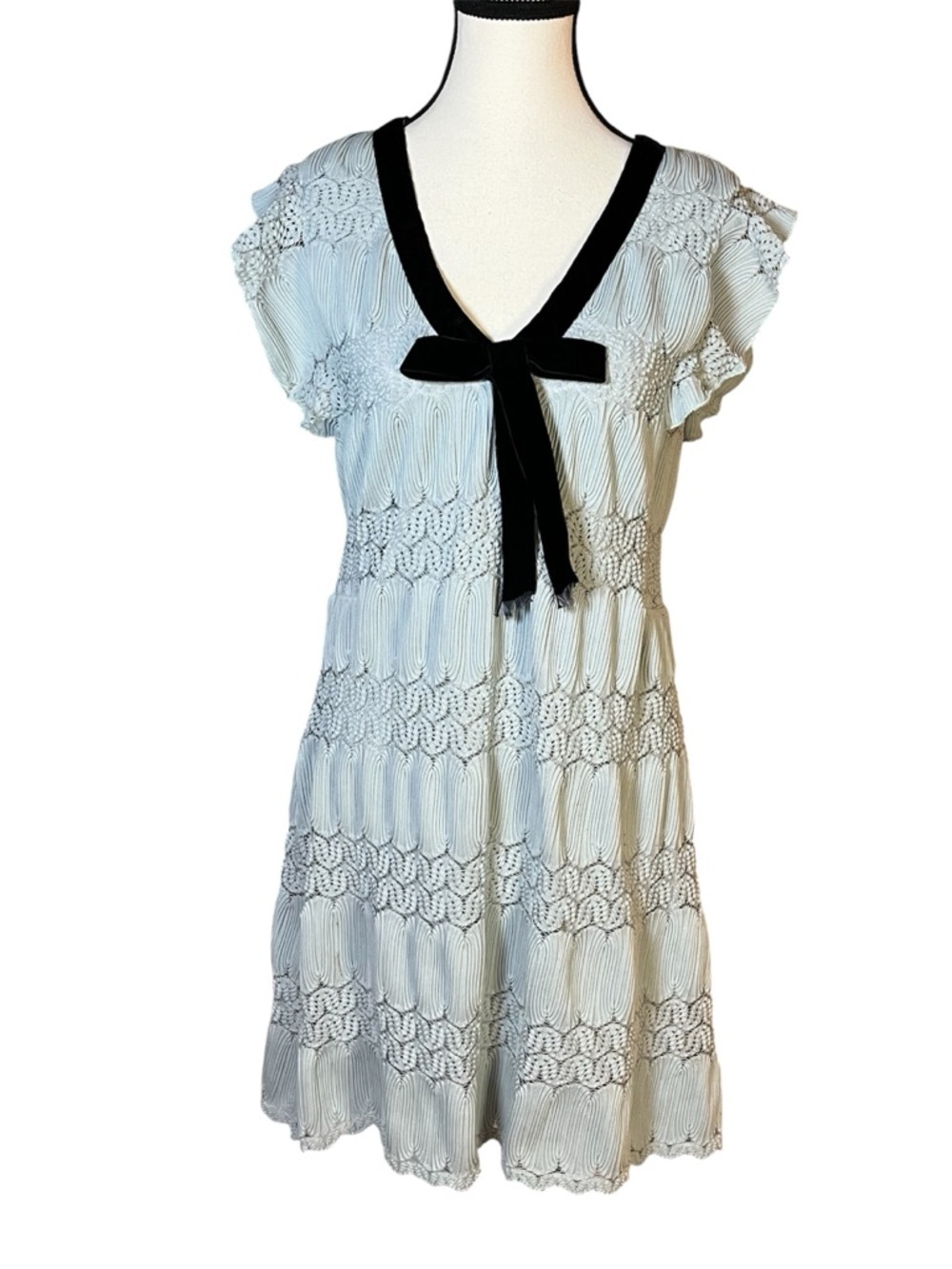 Anthropologie Eva Franco Larissa Lace Dress Gray Velvet Bow Women’s Size Small